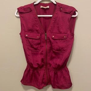 Michael Kors zip front sleeveless top!